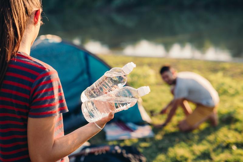 How to enjoy a safe outdoor vacation - Clever camping: plastic bottles as versatile and safe helpers