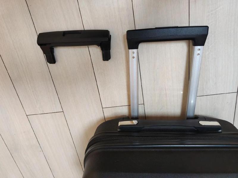 How Luggage Accessories Manufacturers Help Brands Reduce OEM