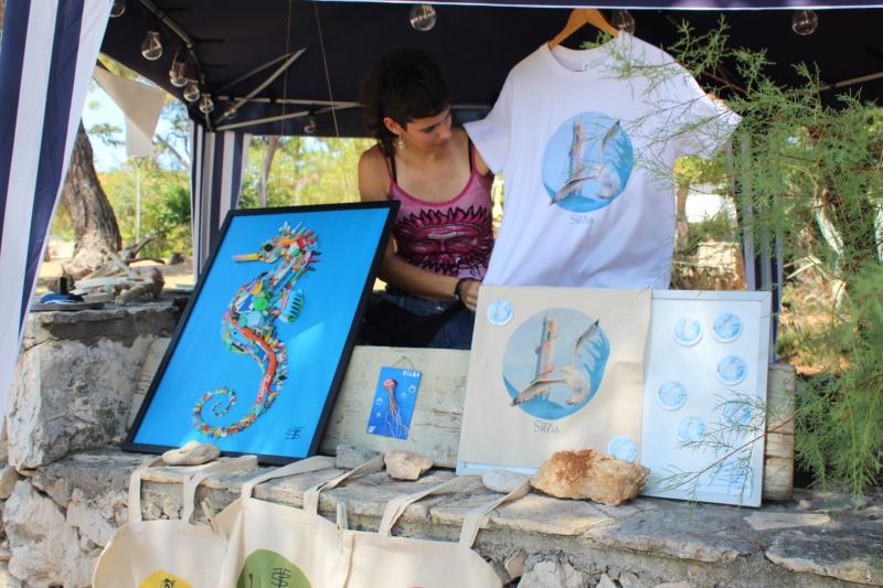 Young environmental artist from Croatia's Silba Island creates meaningful art from beach waste, combining creativity with eco-acti