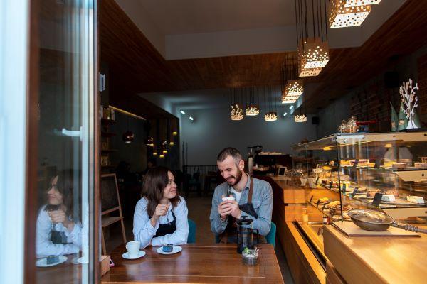 India Coffee Shops/cafes Market Size, Share, Trends, Growth and Report 2025-2033