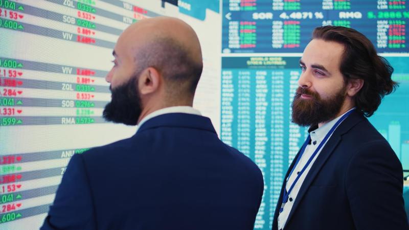 IPO vs Listed Stocks: Which Is Better for New Investors?