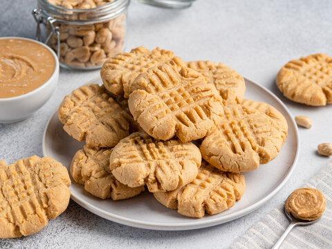 Butter Cookies Market To Eyewitness Massive Growth by 2032 | Nestle, Kellogg's, United Biscuits