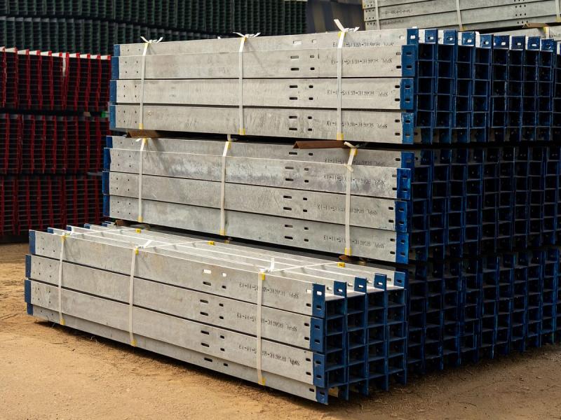 Structural Steel Price Tracker