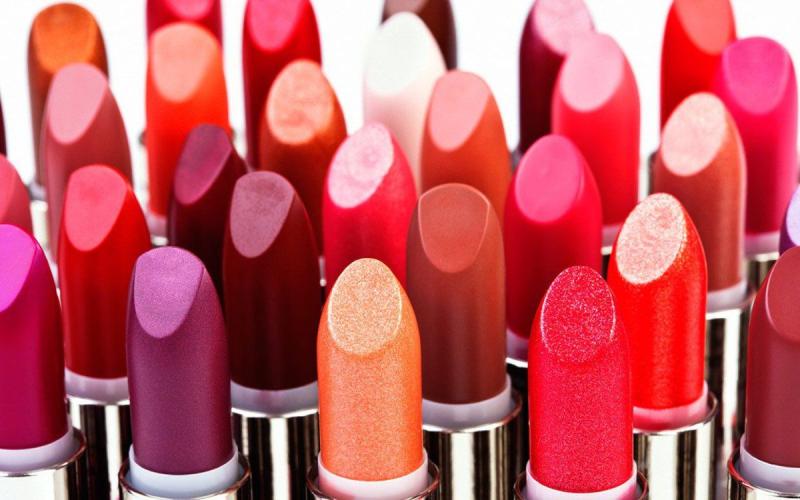 Lipstick Market