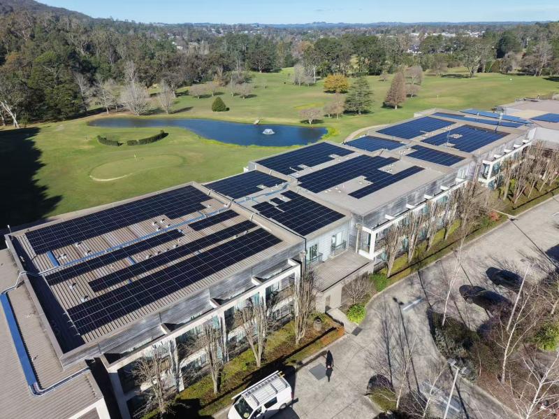 The 290 kW rooftop solar installation at The Gibraltar Bowral, featuring 612 LONGi panels.