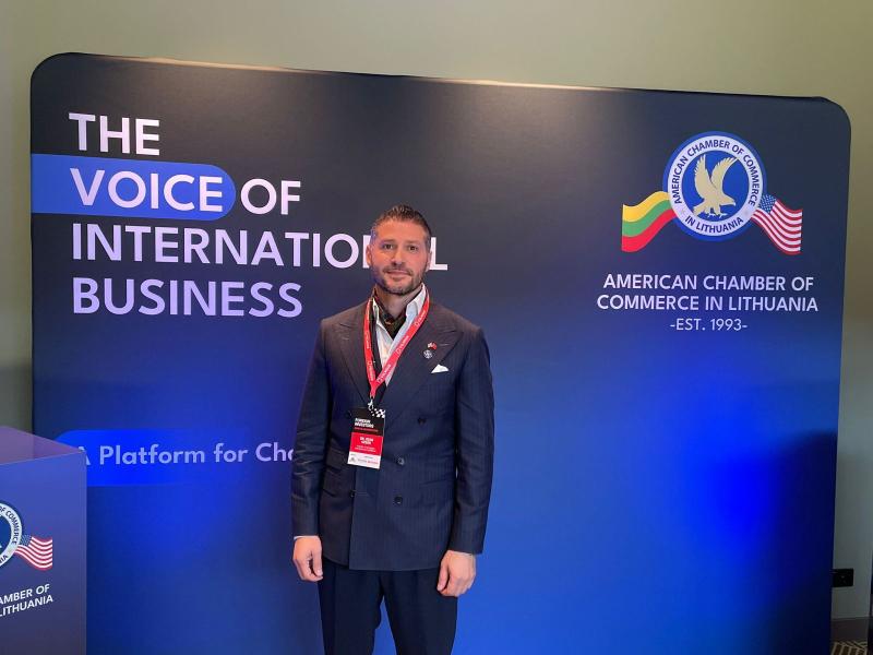 Dr Ozan Özerk Highlights Fintech Shifts and Strategic Priorities at AmCham Lithuania Summit
