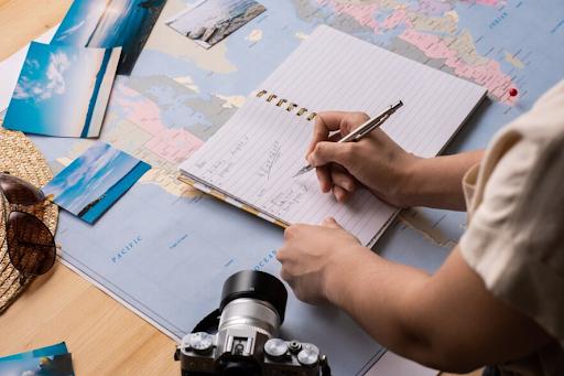 How to Arrange a Last-minute Travel Without Running Over Expenses?