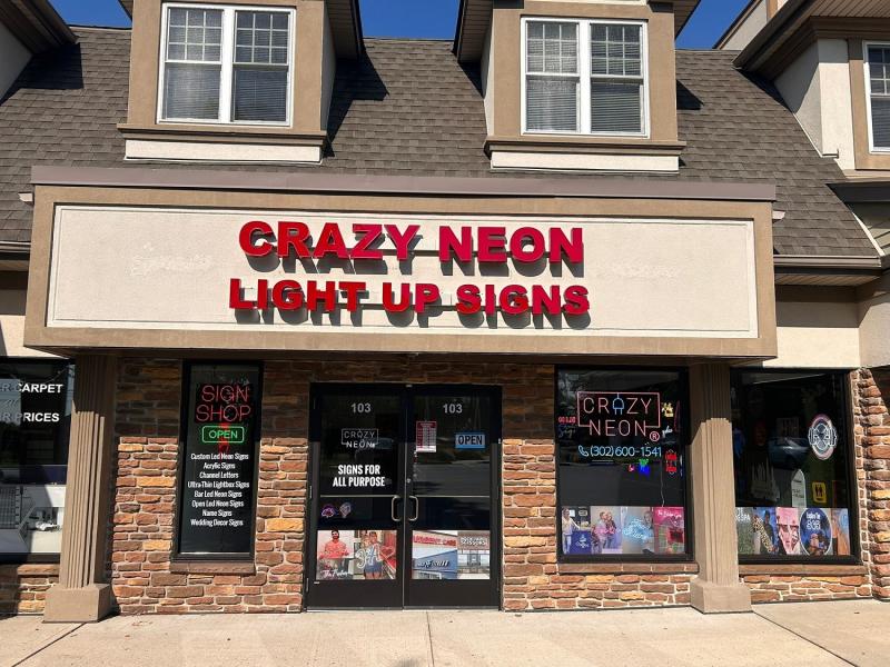 Shine Bright This Christmas: CRAZY NEON® Unveils Festive Neon Sign Collection for 2024