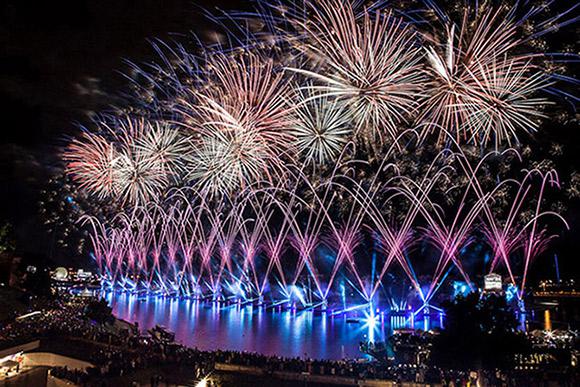 Krakow celebrated multimedia midsummer festival with light and fireworks show, Photo: © Piotr Szabłowski / 2014, A&O Technology