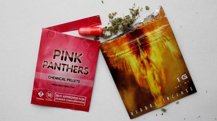 Legal highs: what are the risks and should they be banned?
