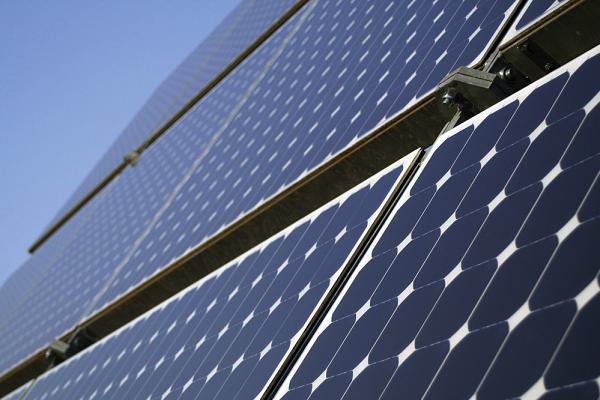 Low Iron Solar Glass Market Analysis and Forecast to 2021 by Recent Trends, Developments in Manufacturing Technology and Regional