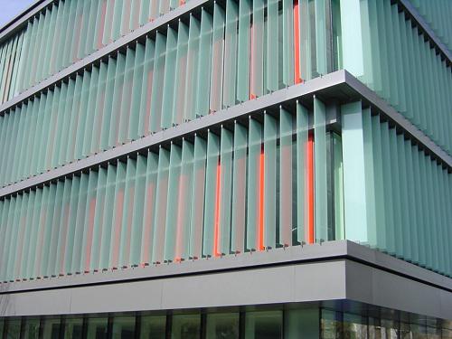 Global Main City Solar Shading Systems Market 2017 - Hunter