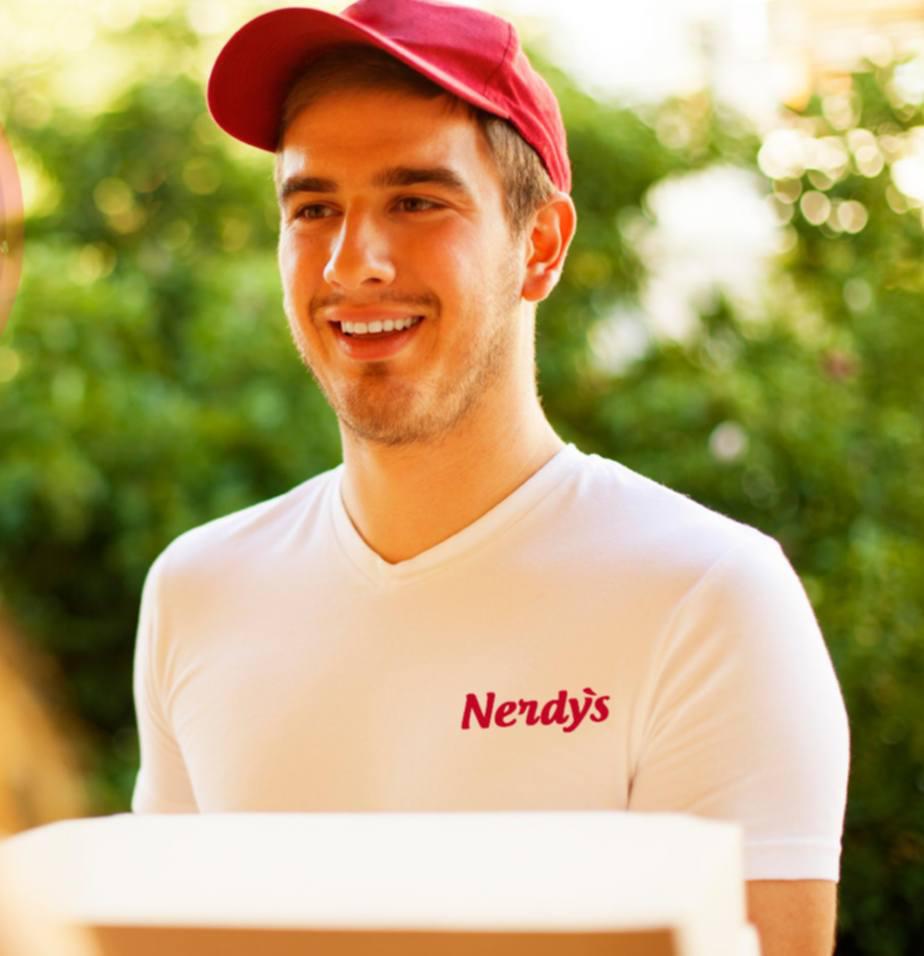 Nerdys Pizza is Baking the Pizza while Driving to the Customer