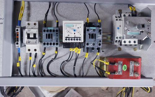 Intelligent Motor Control Centers (IMCC)