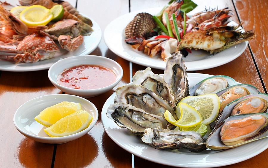 Enjoy All-You-Can-Eat Seafood and International Dishes