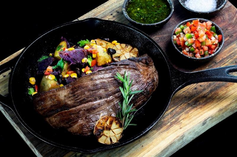 Horizon Rooftop Restaurant & Bar, Hilton Pattaya Presents Premium Heritage Beef