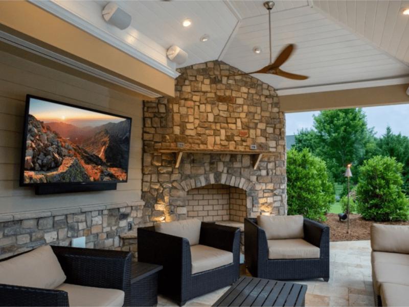 Smart Outdoor TV