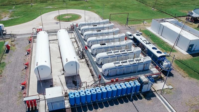Small Scale LNG Market Report by Product , Industry Offering And Vertical Gazprom Engie, Honeywell International, W?rtsil?, The Li