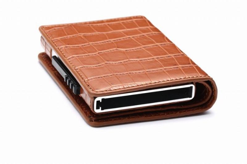 Smart Wallet Market to Witness a Pronounce Growth during 2019-2025 by Top Key Players Walli, Eskter, Cashew, Wocket, Woolet, Itwolink