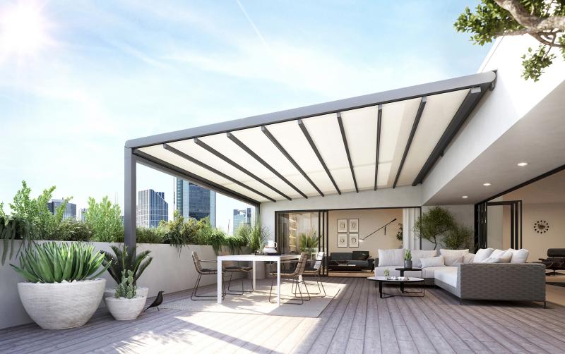 The new "pergola stretch" by markilux offers up to 175 square metres of sun and wet weather protection.