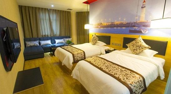 Chain Hotel