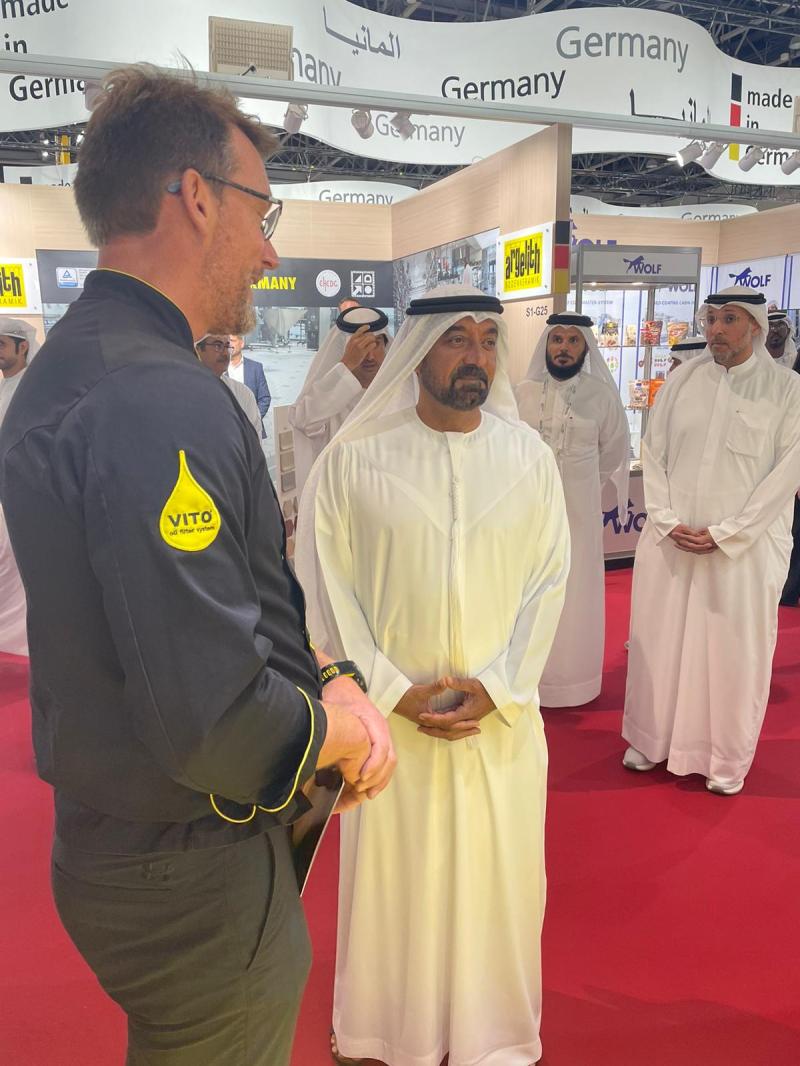 His Highness Sheikh Ahmed bin Saeed Al Maktoum at the VITO booth with CEO of the VITO AG Andreas Schmidt