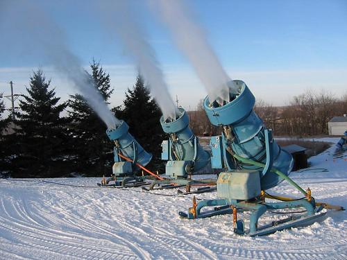 Starting a snowmaking job in November and need gear : r/snowmaking