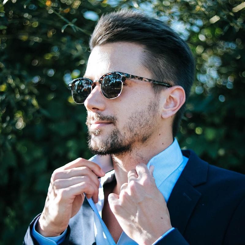 Discover a new partner for your startup company on your way to growth: this Italian team led by Gennaro Lanza comes to your rescue with a full pack of features!