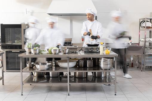 Enhance Your Restaurant Air Quality With AAF's Kitchen Ecology