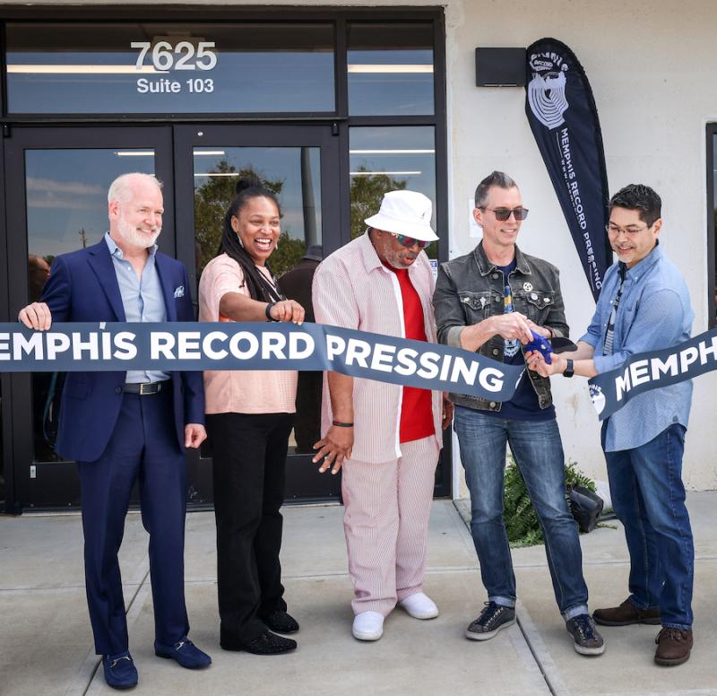 Ted Townsend, Hope Clayburn, James Alexander, Brandon Seavers, and Mark Yoshida cut the ribbon on MRP expansion.