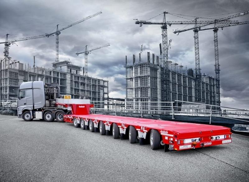 The global low loader market is expected to reach USD 2.5 billion by 2030, growing at a 7.0% CAGR from 2023 to 2030.