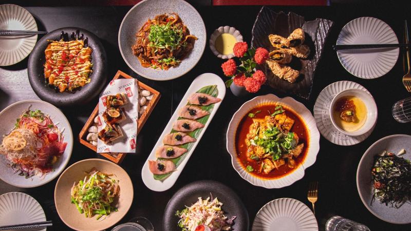 Enjoy elevated Chinese & Japanese cuisine in an ambiance reminiscent of an ancient Chinese dynasty's Forbidden City