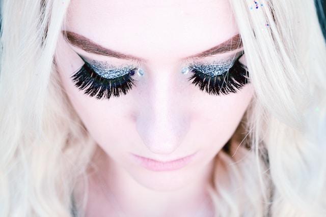 LashBou Delivers the Best Eyelash Extensions Training