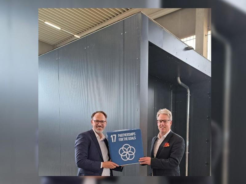 Holger Zultner (left), Managing Director of Leadership Datacenter GmbH and Björn Oellrich (right), (© )