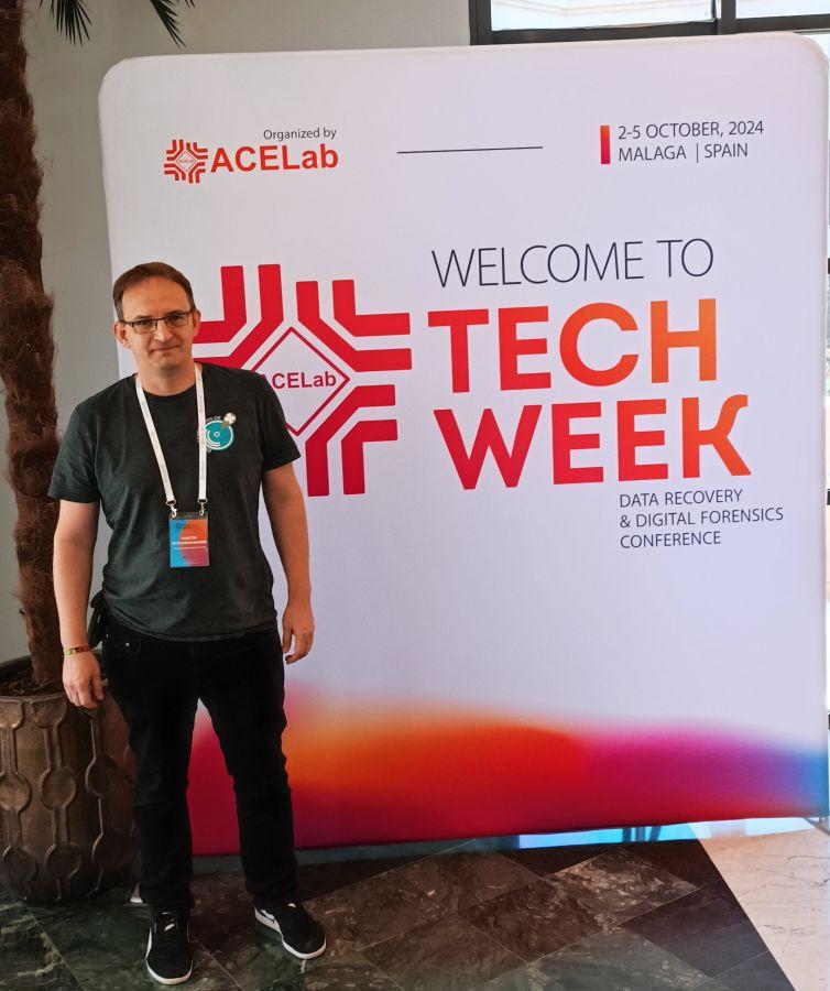 Data recovery experts take part in groundbreaking ACE Lab Tech Week 2024
