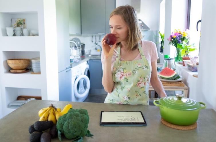 Eating for Performance: How Everyday Recipes from Flexible Dieting Lifestyle Can Fuel Your Metabolism
