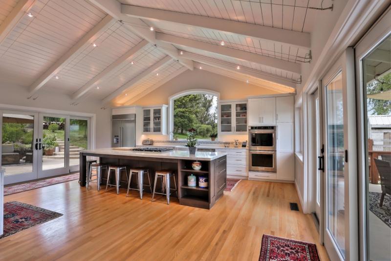 Real Estate Listing Agent in Petaluma, CA Shares 2025 Design Trends That Drive Faster Sales in Today's Competitive Market