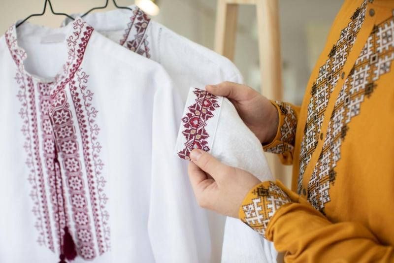 Traditional Garments Making a Comeback in the Age of Globalization with Aran