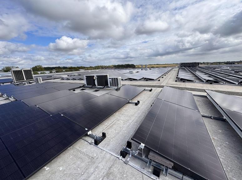 Recording Cost Cut: UK Enterprises See Big Savings with Commercial Solar Panels from Excel Energy