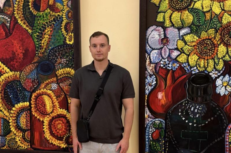 Art US Nation presents 2025 Award Winner: Stanislav Areshchenko with unique art approach -