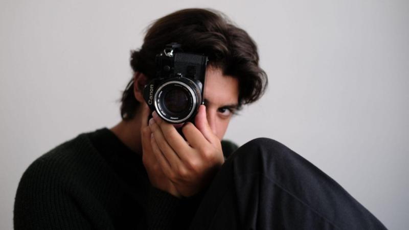 Thiago Leoni: Presenting Reality Through His Lens