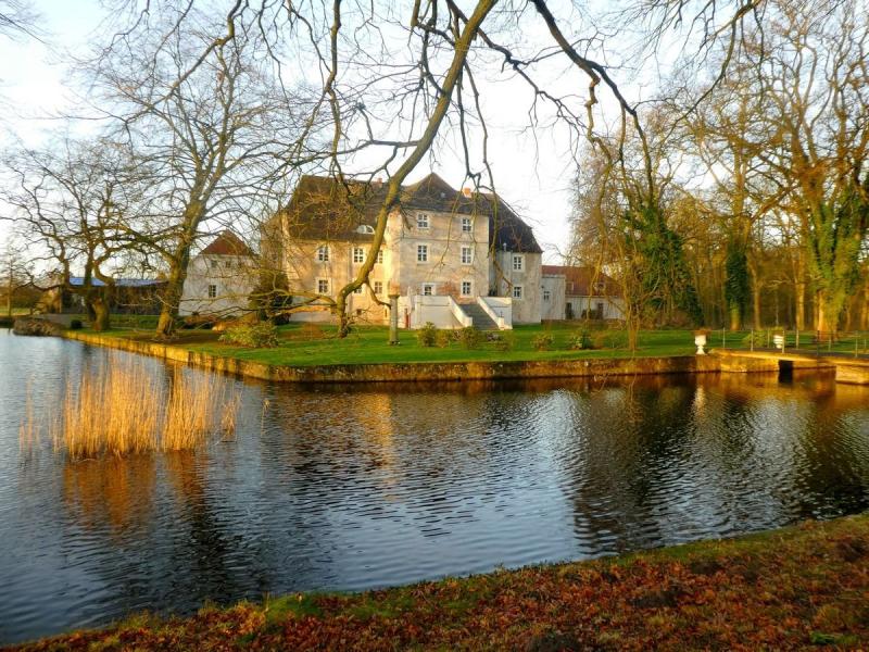 Mellenthin Water Castle, Usedom ( (C) Ralph Kaehne)