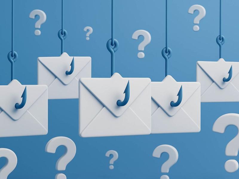 Phishing remains dangerous. AI in particular helps attackers with phishing campaigns. ( (C) Aphos GmbH / Firewalls24)