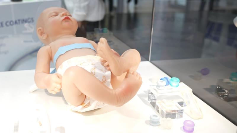 Innovations, trends, and technological developments in medical technology at Compamed 2025. Two-component injection-molded silicone neonatology--a skin-friendly alternative to electrodes.