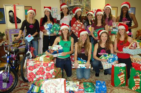KnockOuts for Girls Deliver Toys to the Children at Hillsides