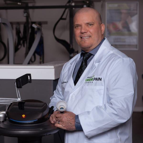 Dr. Lee Russo Discusses Why Many Adults Seek Non-Invasive