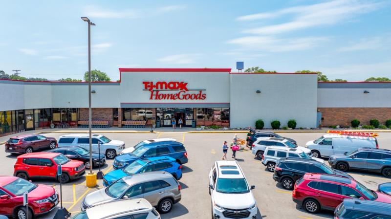 Sale of 232,796-SF Shopping Center Anchored by T.J. Maxx, HomeGoods and Ross Dress for Less Highlights Strong Demand for National Credit Retail in Midwest