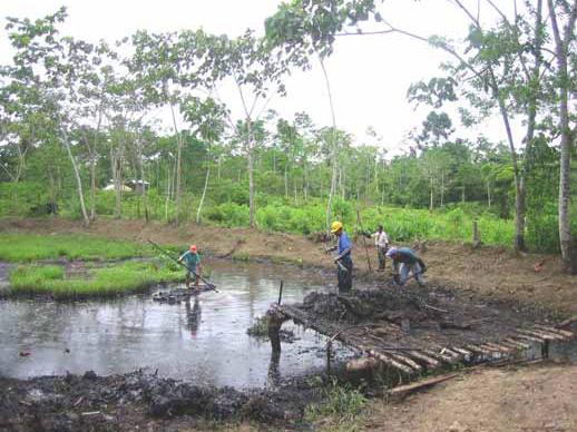 Pit with oil and heavy metal containing sewages in Ecuador, photo Climate Alliance