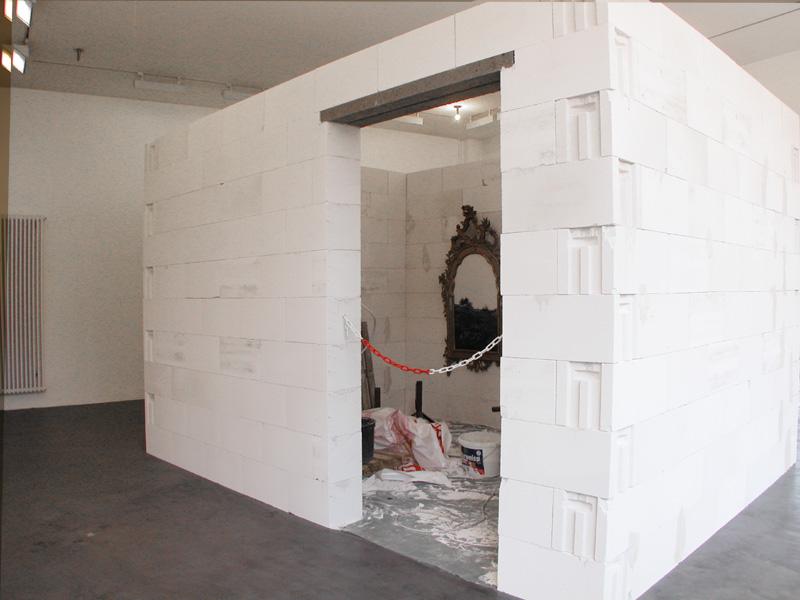 Leta Peer, Room for Simon, 2010, Installation