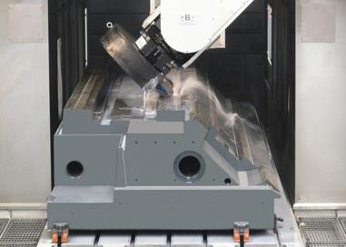 In the new high-tech plant of EPUCRET, even giant-sized components and frames will be ground with micron-range precision.